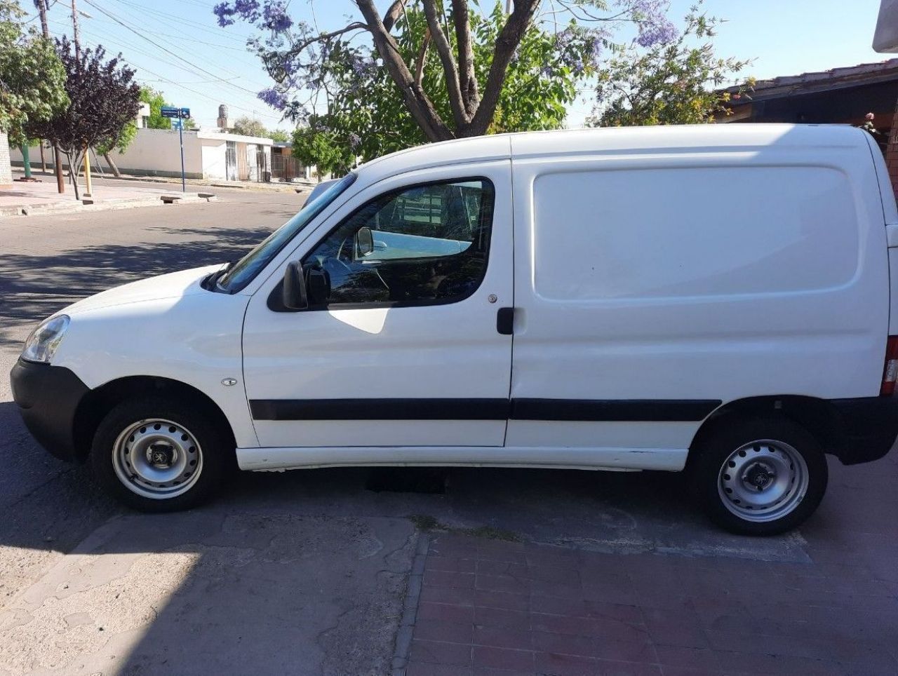 Peugeot Partner Usada en Mendoza, deRuedas
