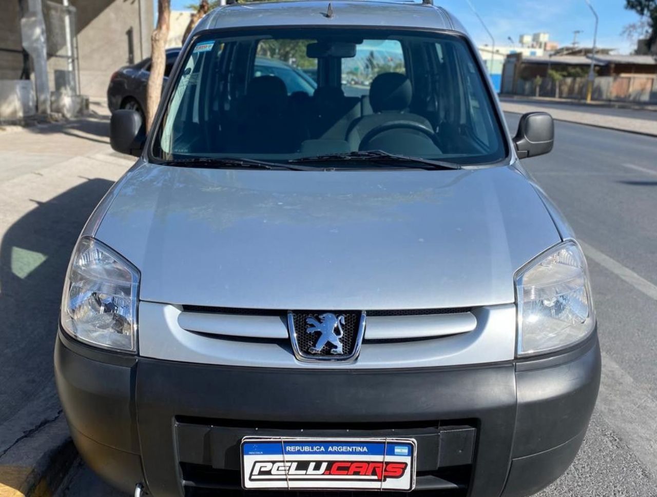 Peugeot Partner Usada Financiado en San Juan, deRuedas