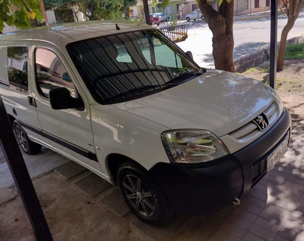 Peugeot Partner Usada en Mendoza, deRuedas