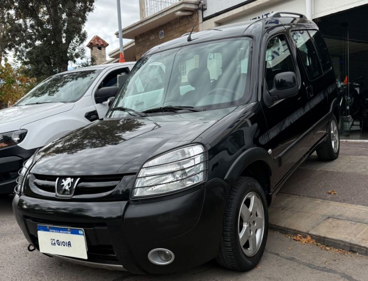 Peugeot Partner Usada Financiado en Mendoza, deRuedas