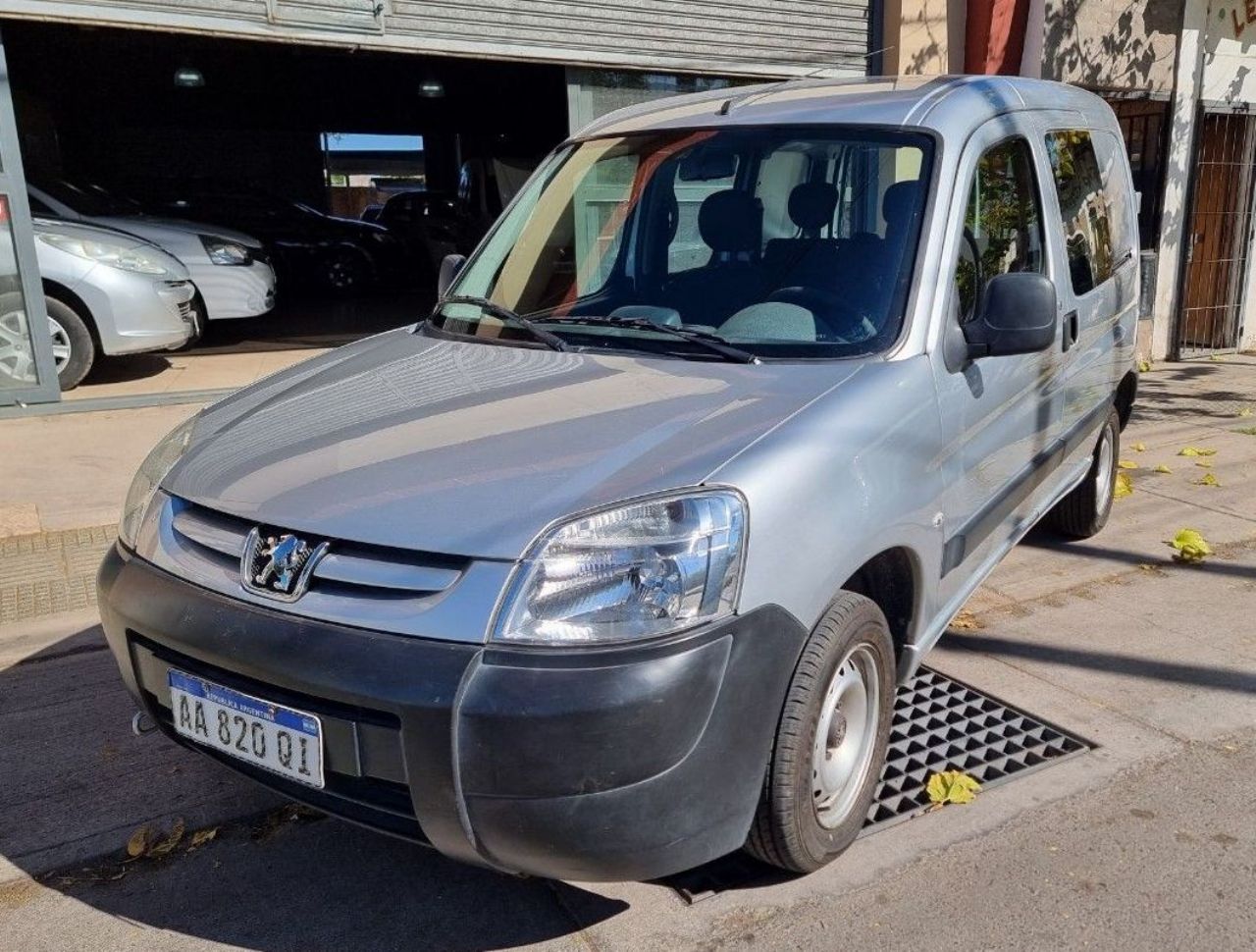 Peugeot Partner Usada Financiado en Mendoza, deRuedas