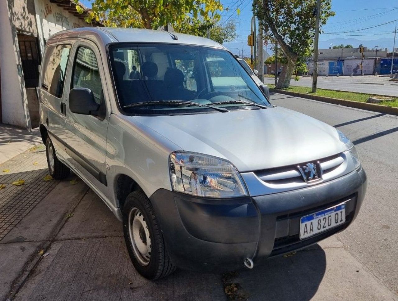 Peugeot Partner Usada Financiado en Mendoza, deRuedas
