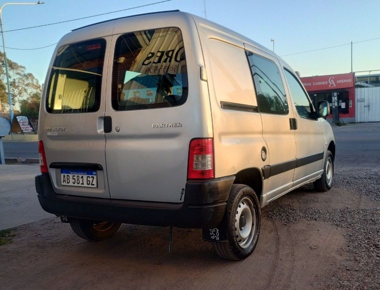 Peugeot Partner Usada en Mendoza, deRuedas