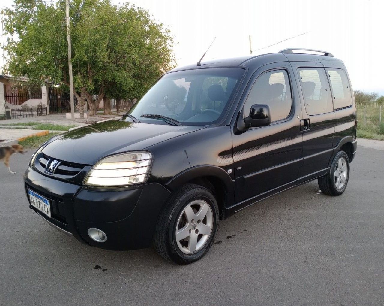 Peugeot Partner Usada en Mendoza, deRuedas