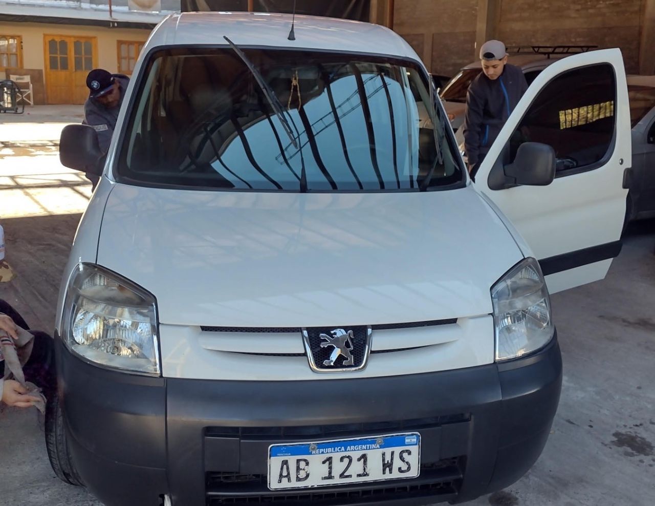 Peugeot Partner Usada en Mendoza, deRuedas