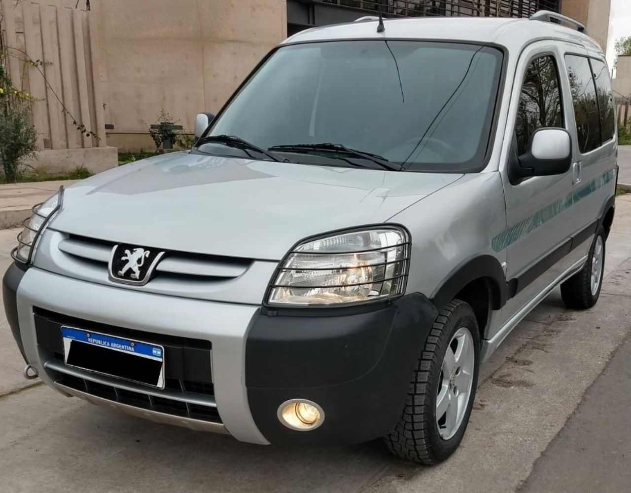 Peugeot Partner Usada en Mendoza, deRuedas