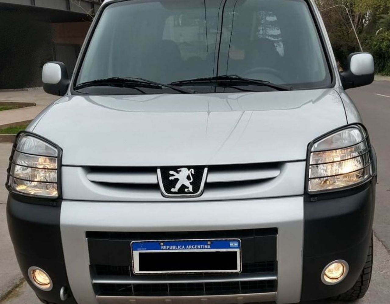 Peugeot Partner Usada en Mendoza, deRuedas