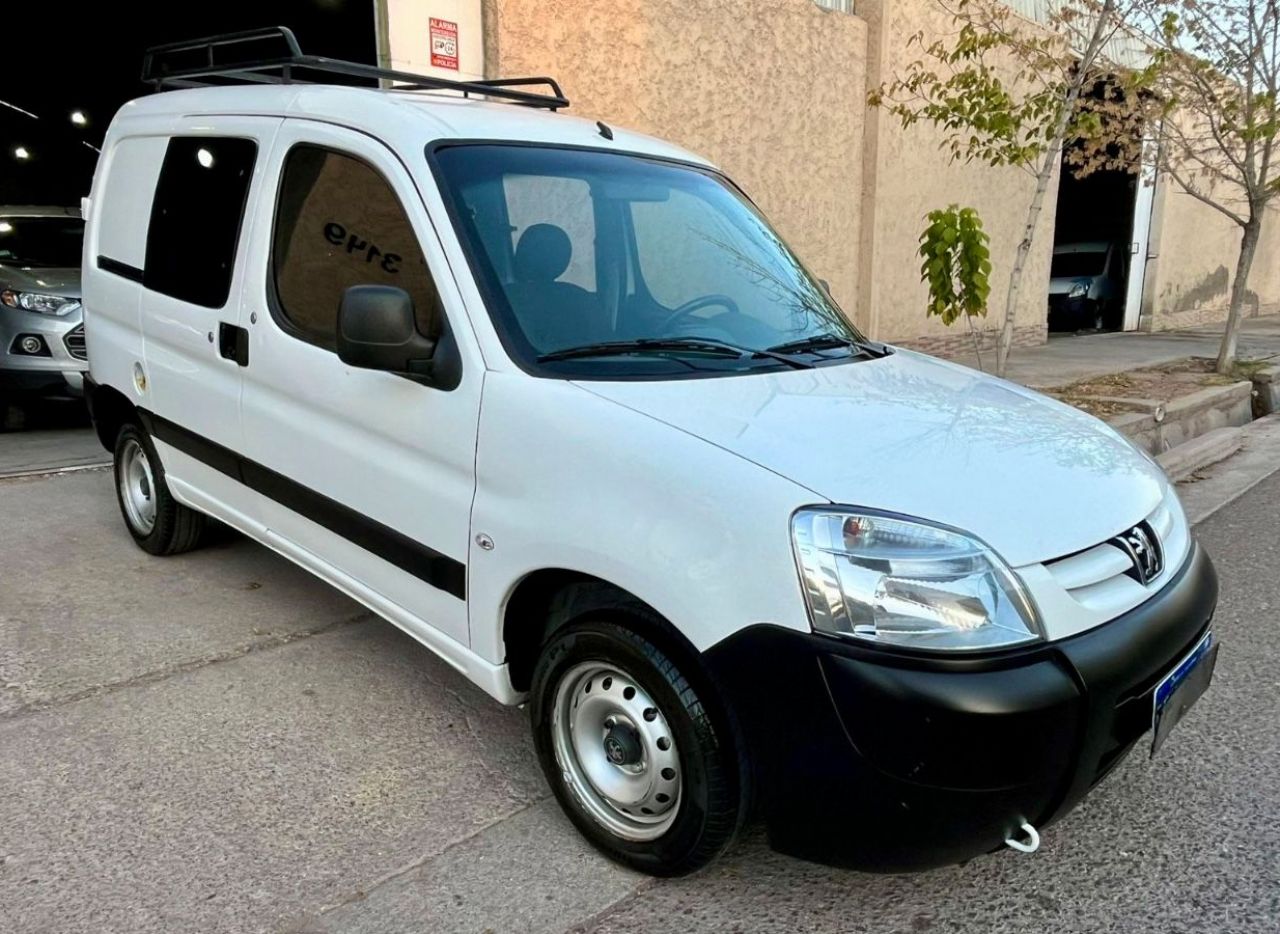 Peugeot Partner Usada Financiado en Mendoza, deRuedas
