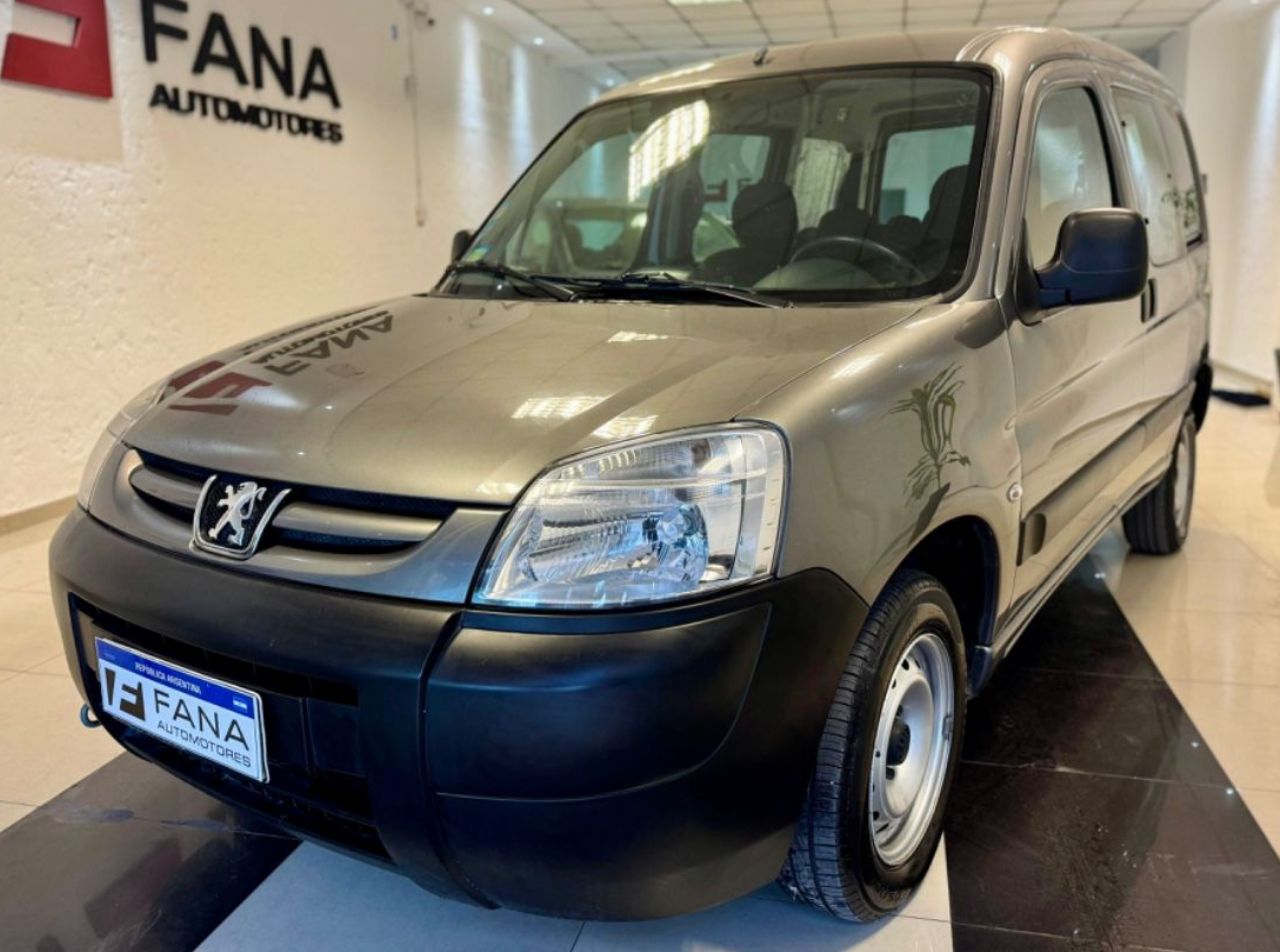 Peugeot Partner Usada Financiado en Mendoza, deRuedas