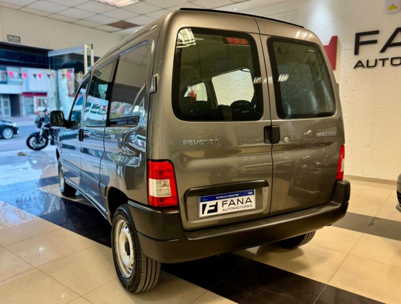 Peugeot Partner Usada Financiado en Mendoza, deRuedas