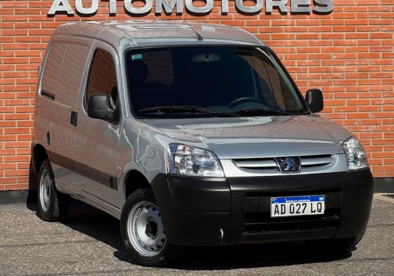 Peugeot Partner Usada Financiado en Córdoba, deRuedas