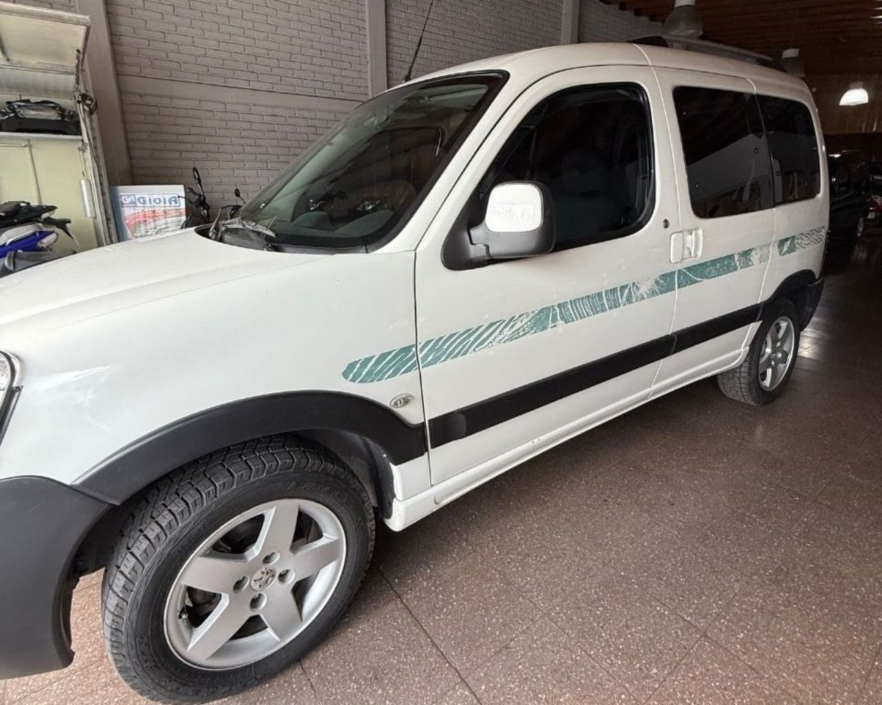 Peugeot Partner Usada Financiado en Mendoza, deRuedas