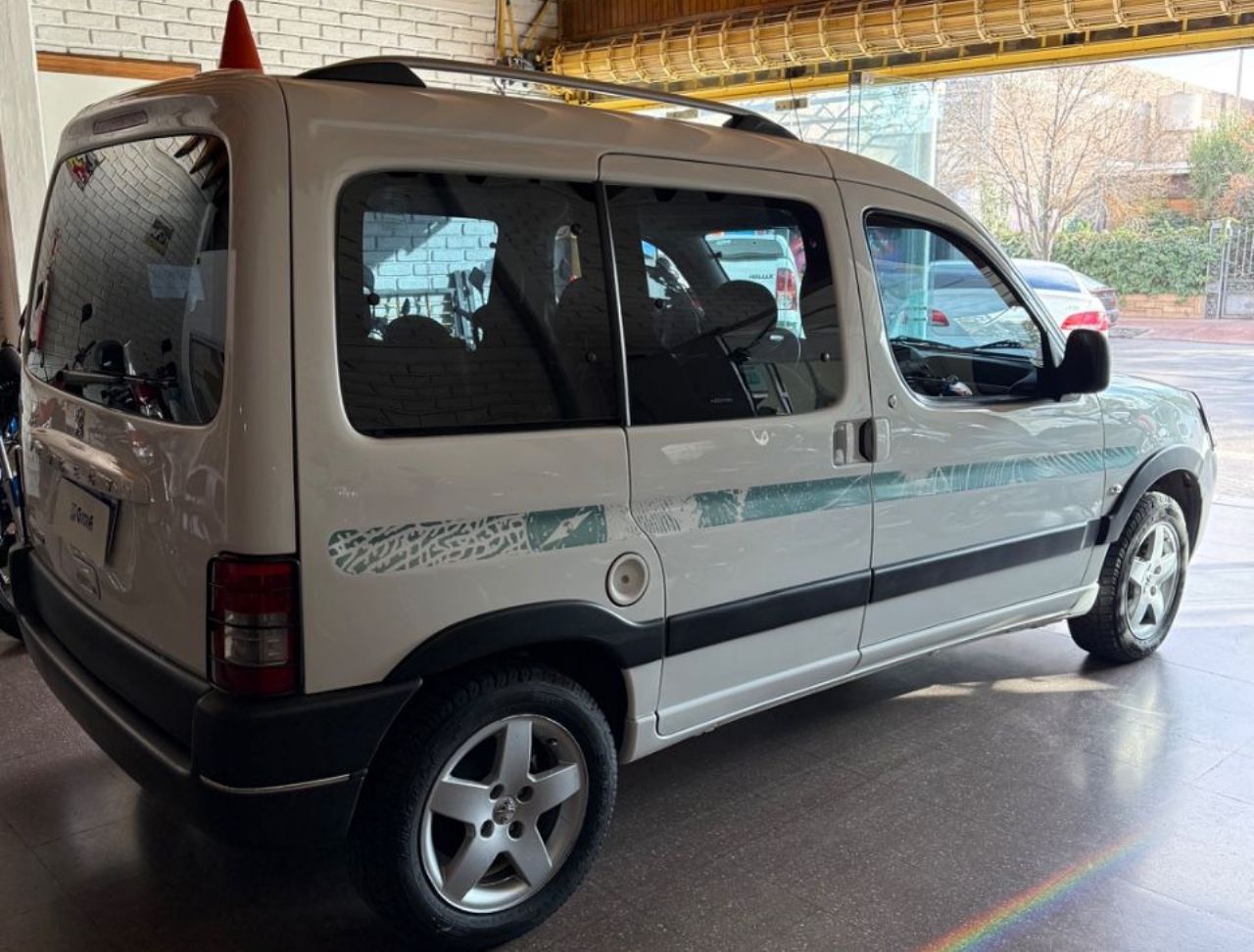 Peugeot Partner Usada Financiado en Mendoza, deRuedas