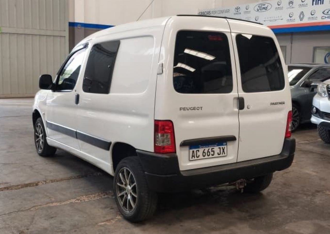 Peugeot Partner Usada Financiado en Mendoza, deRuedas