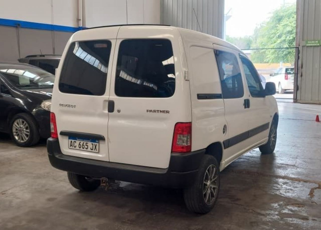 Peugeot Partner Usada Financiado en Mendoza, deRuedas