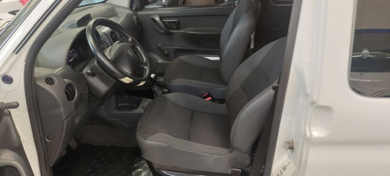 Peugeot Partner Usada Financiado en Mendoza, deRuedas