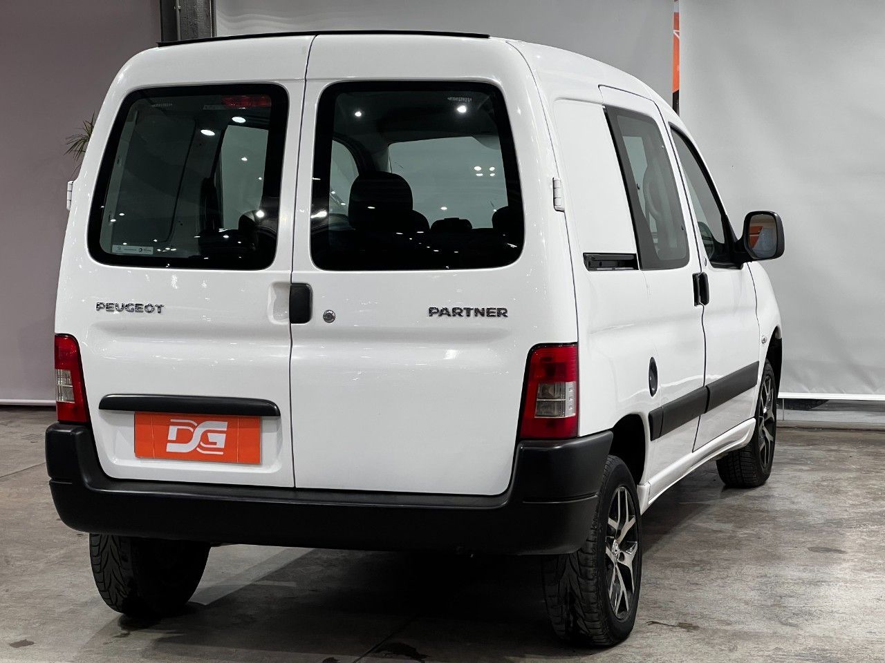 Peugeot Partner Usada Financiado en Córdoba, deRuedas