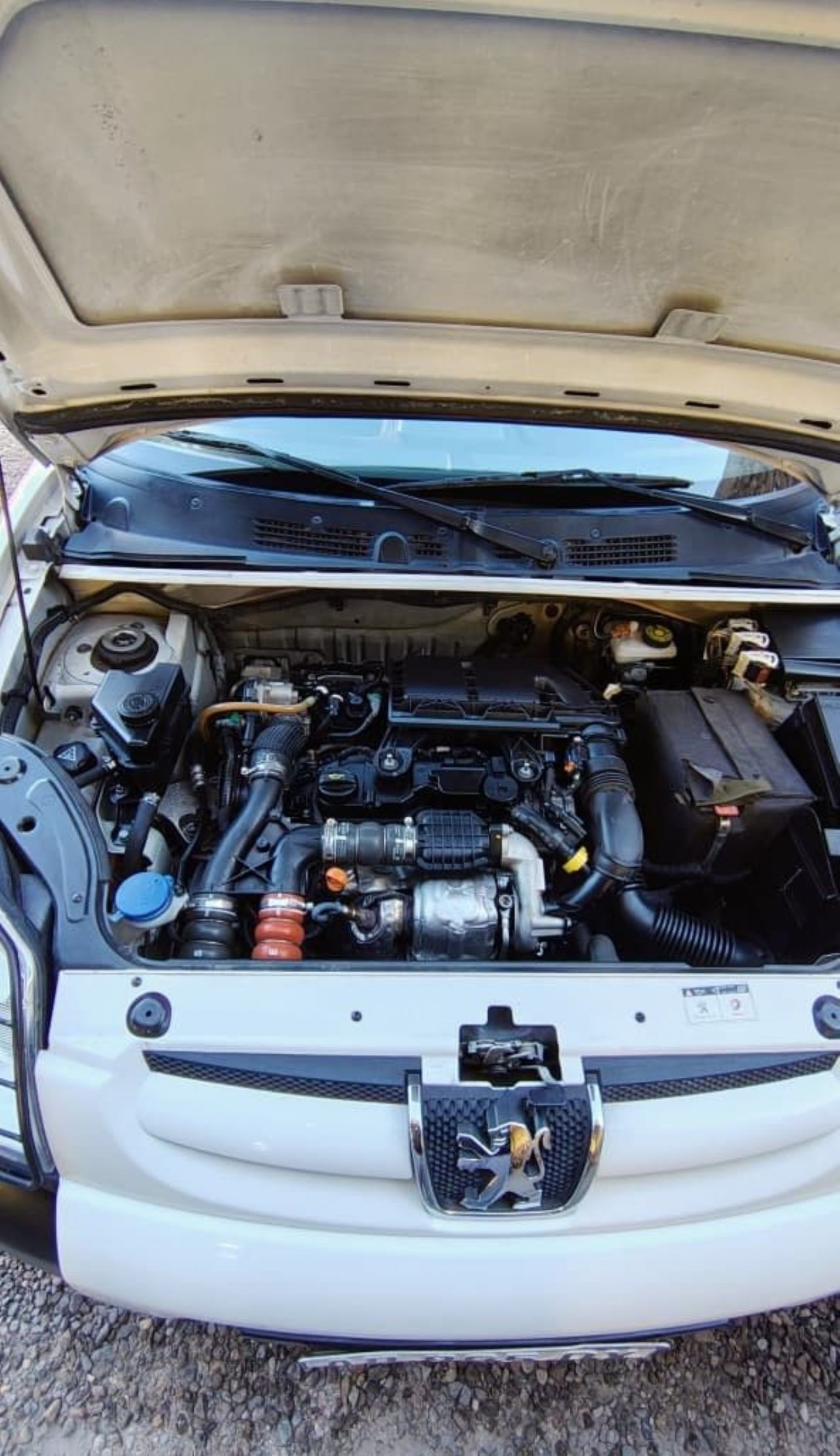 Peugeot Partner Usada en Mendoza, deRuedas