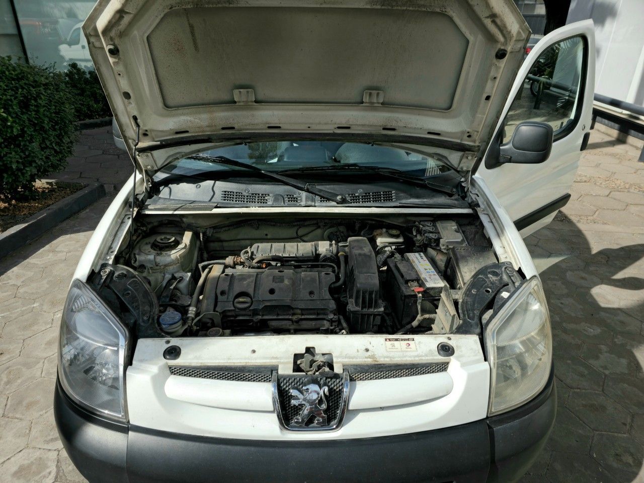 Peugeot Partner Usada en Mendoza, deRuedas