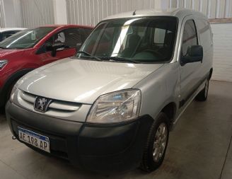 Peugeot Partner Usada en San Juan