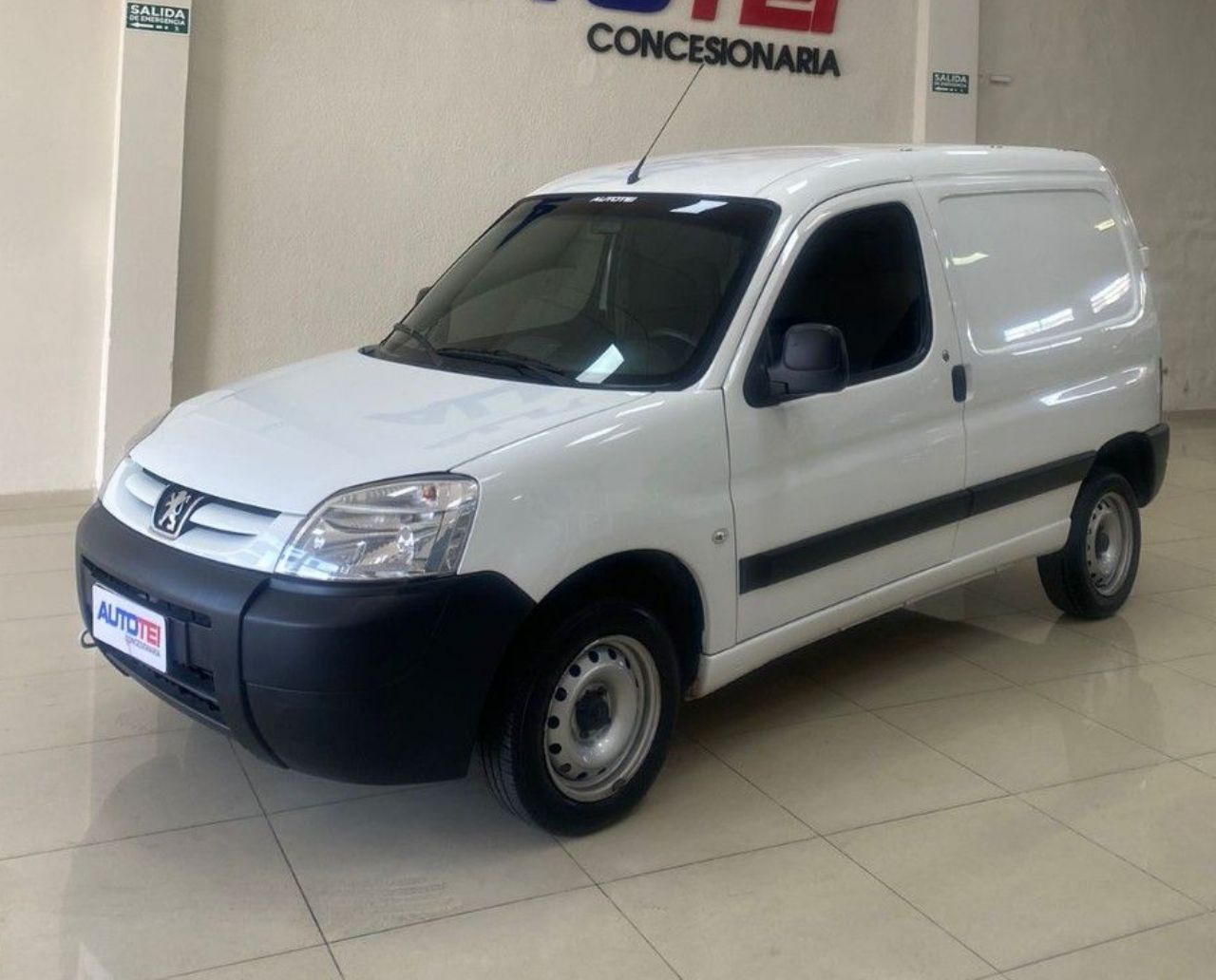 Peugeot Partner Usada Financiado en Córdoba, deRuedas