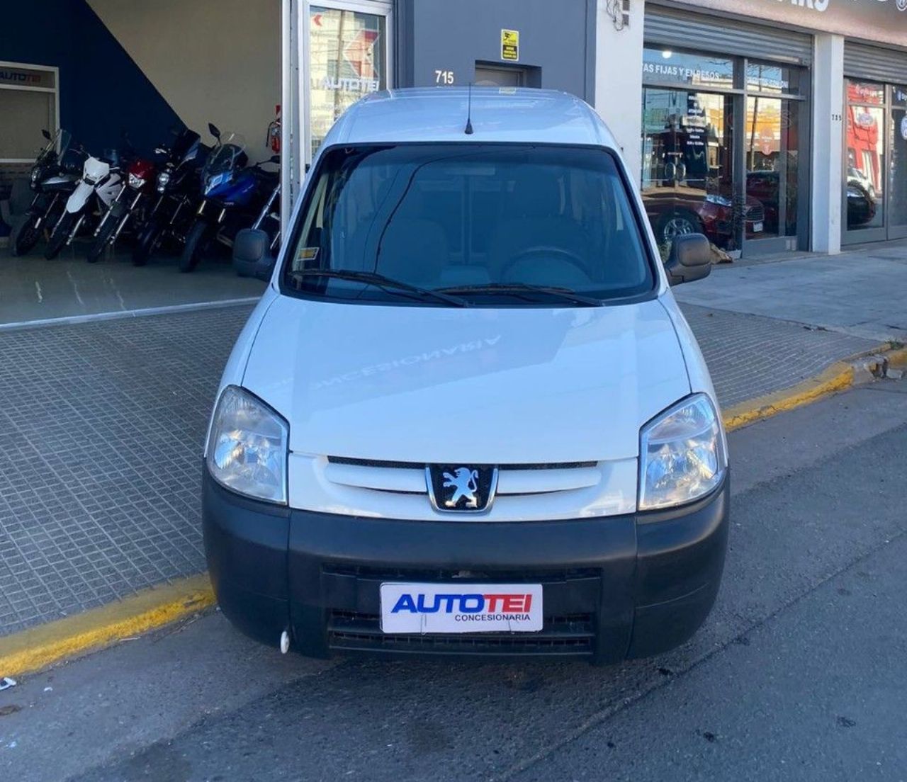 Peugeot Partner Usada Financiado en Córdoba, deRuedas