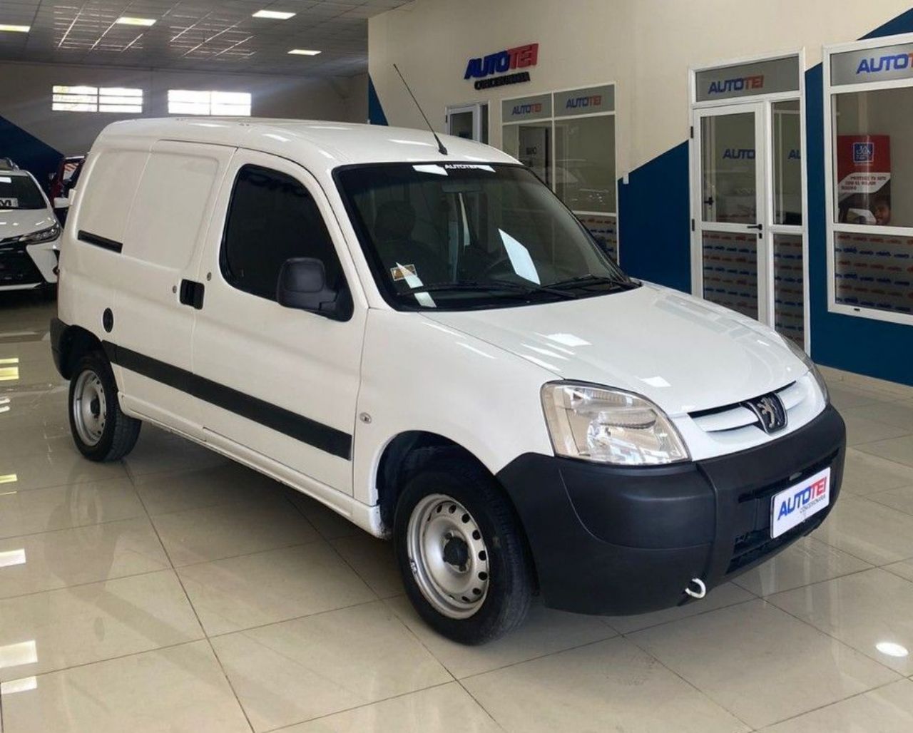 Peugeot Partner Usada Financiado en Córdoba, deRuedas