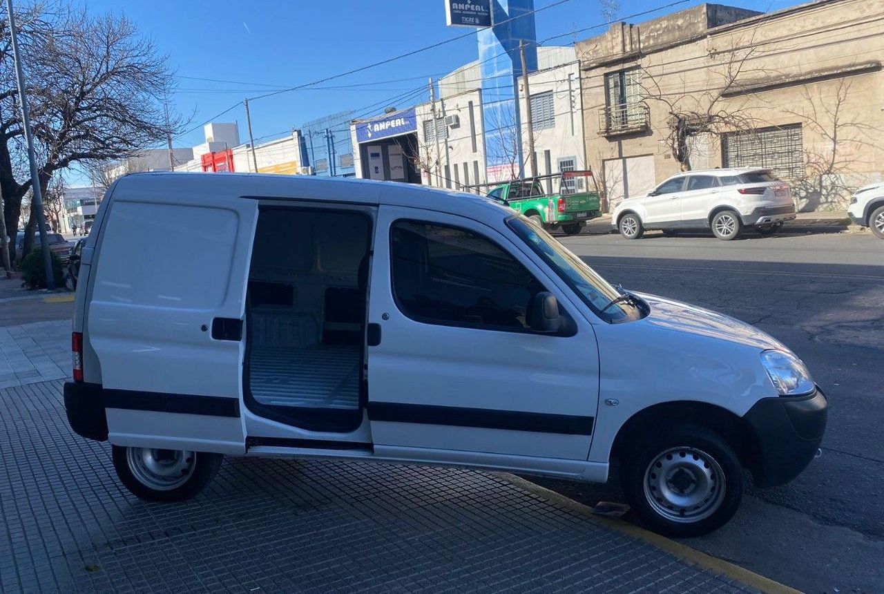 Peugeot Partner Usada Financiado en Córdoba, deRuedas