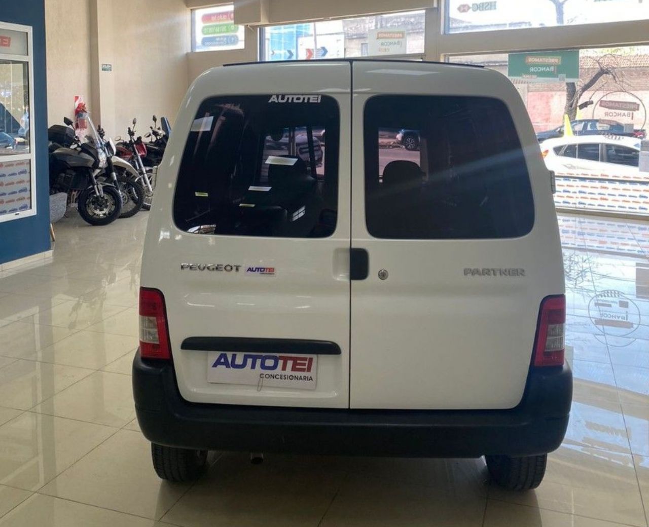 Peugeot Partner Usada Financiado en Córdoba, deRuedas