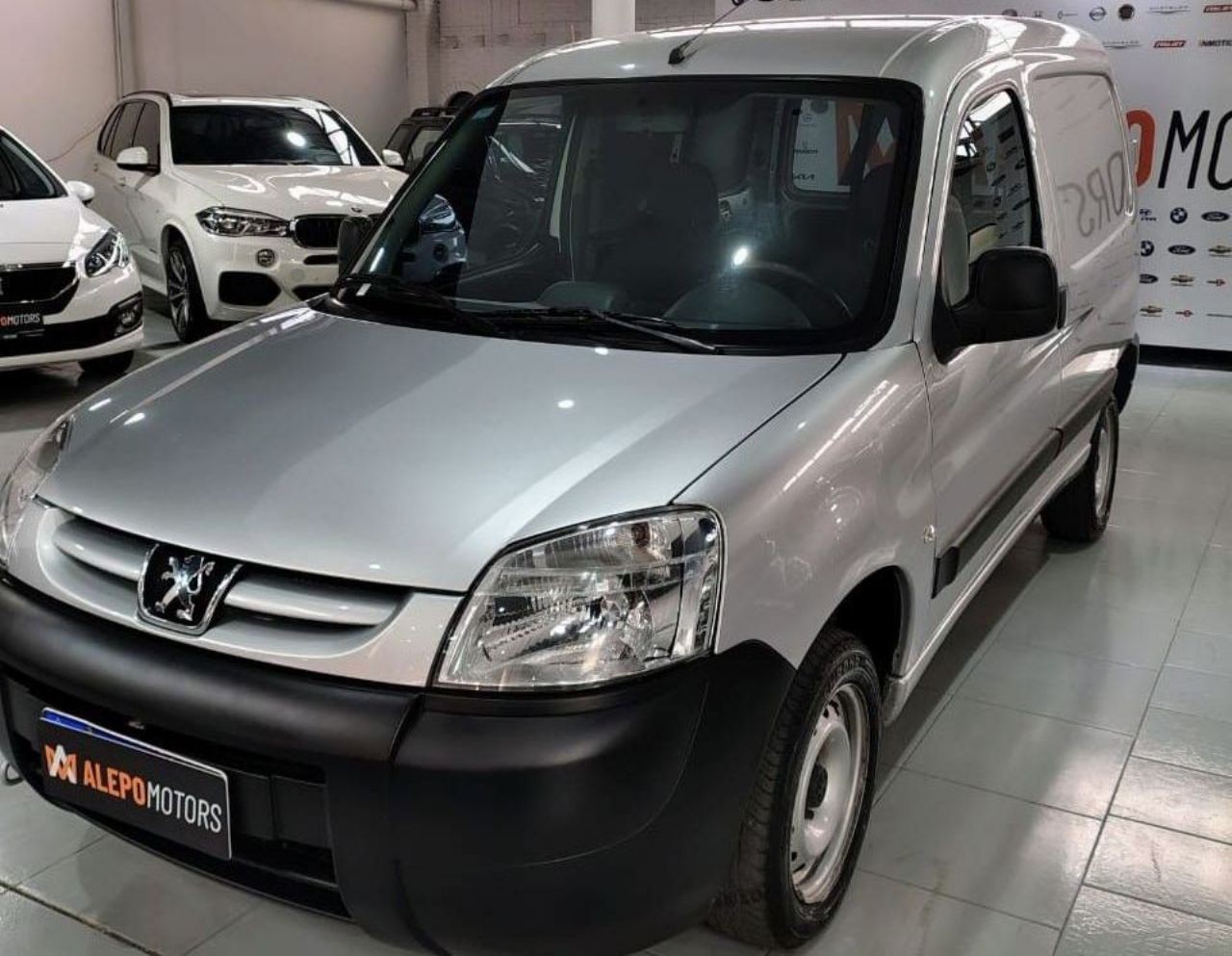 Peugeot Partner Usada Financiado en Mendoza, deRuedas