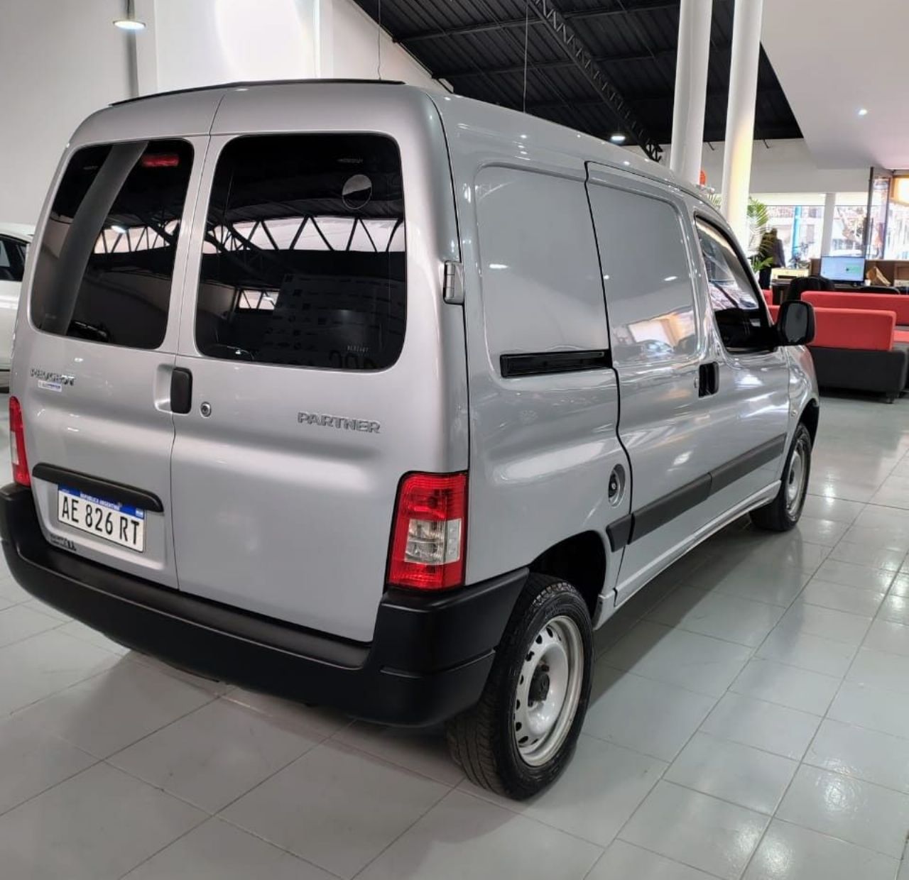 Peugeot Partner Usada en Mendoza, deRuedas