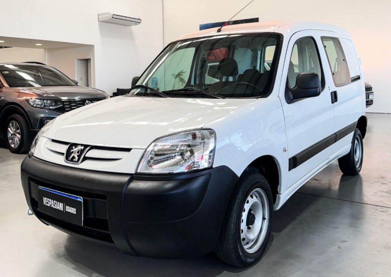 Peugeot Partner Usada Financiado en Córdoba, deRuedas