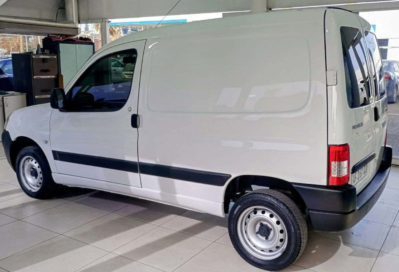 Peugeot Partner Usada en Mendoza, deRuedas