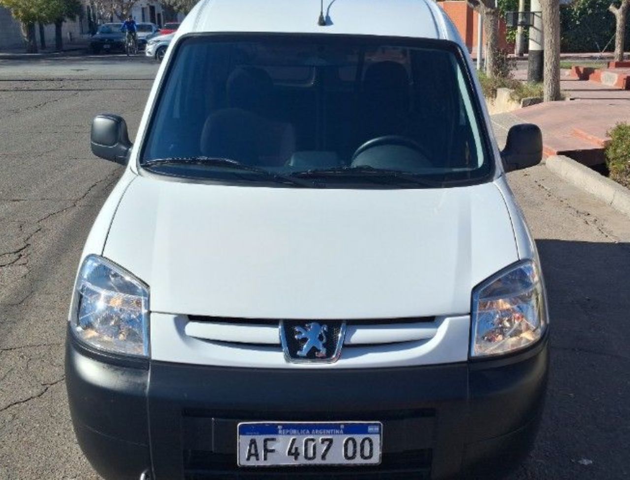 Peugeot Partner Usada en Mendoza, deRuedas