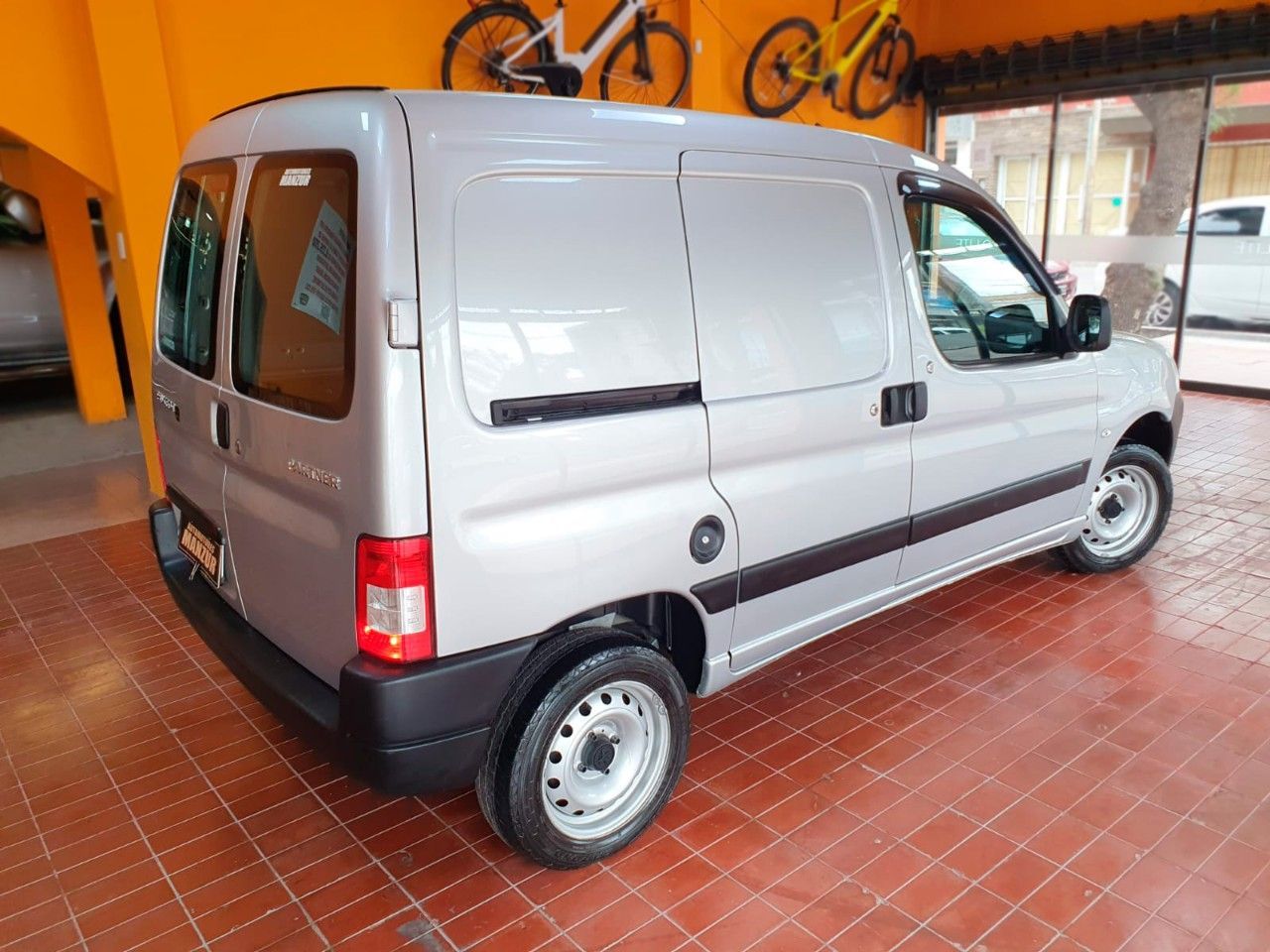 Peugeot Partner Usada en Mendoza, deRuedas
