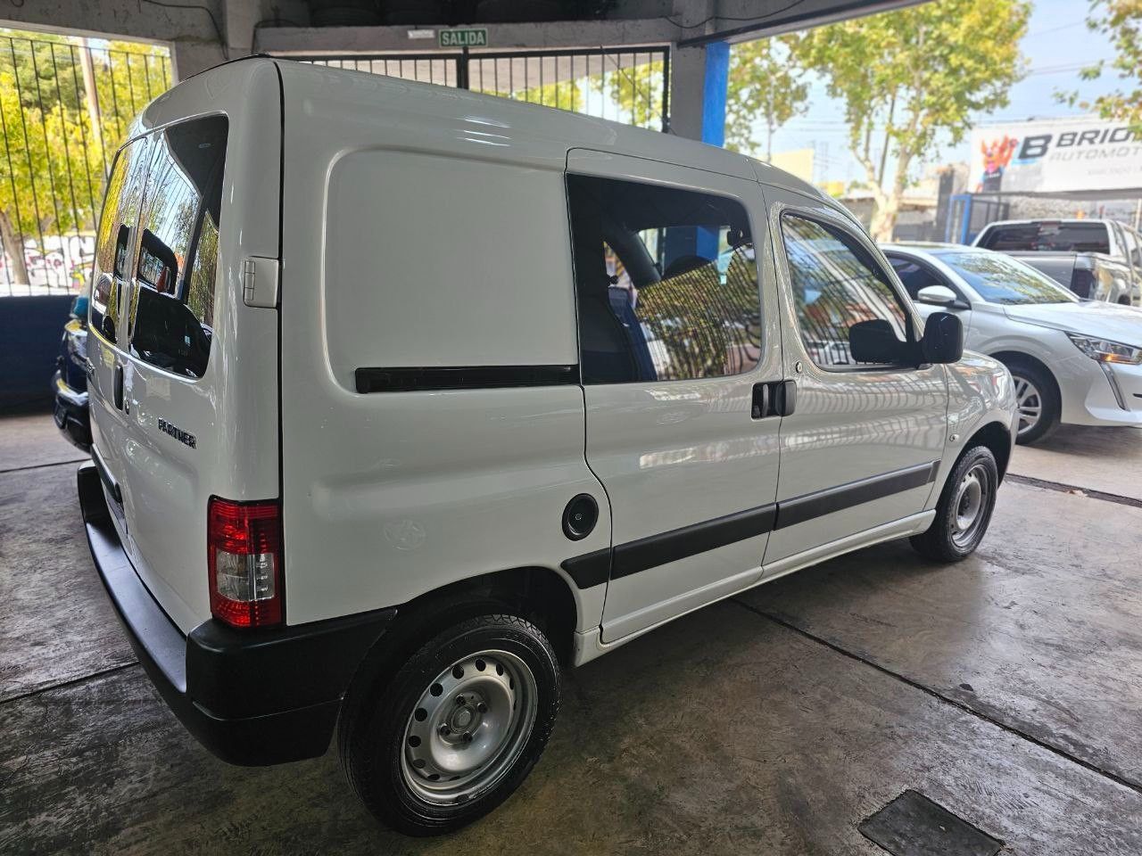 Peugeot Partner Usada en Mendoza, deRuedas