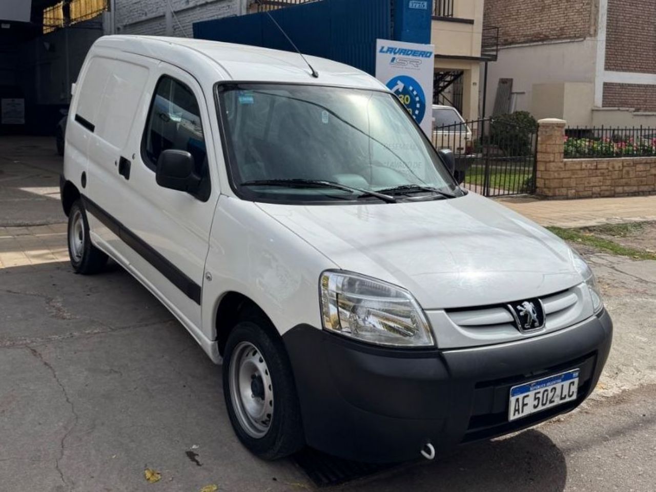 Peugeot Partner Usada en Mendoza, deRuedas