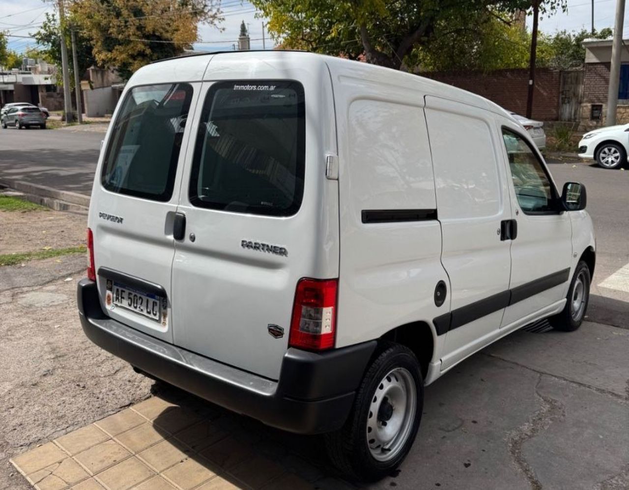 Peugeot Partner Usada en Mendoza, deRuedas