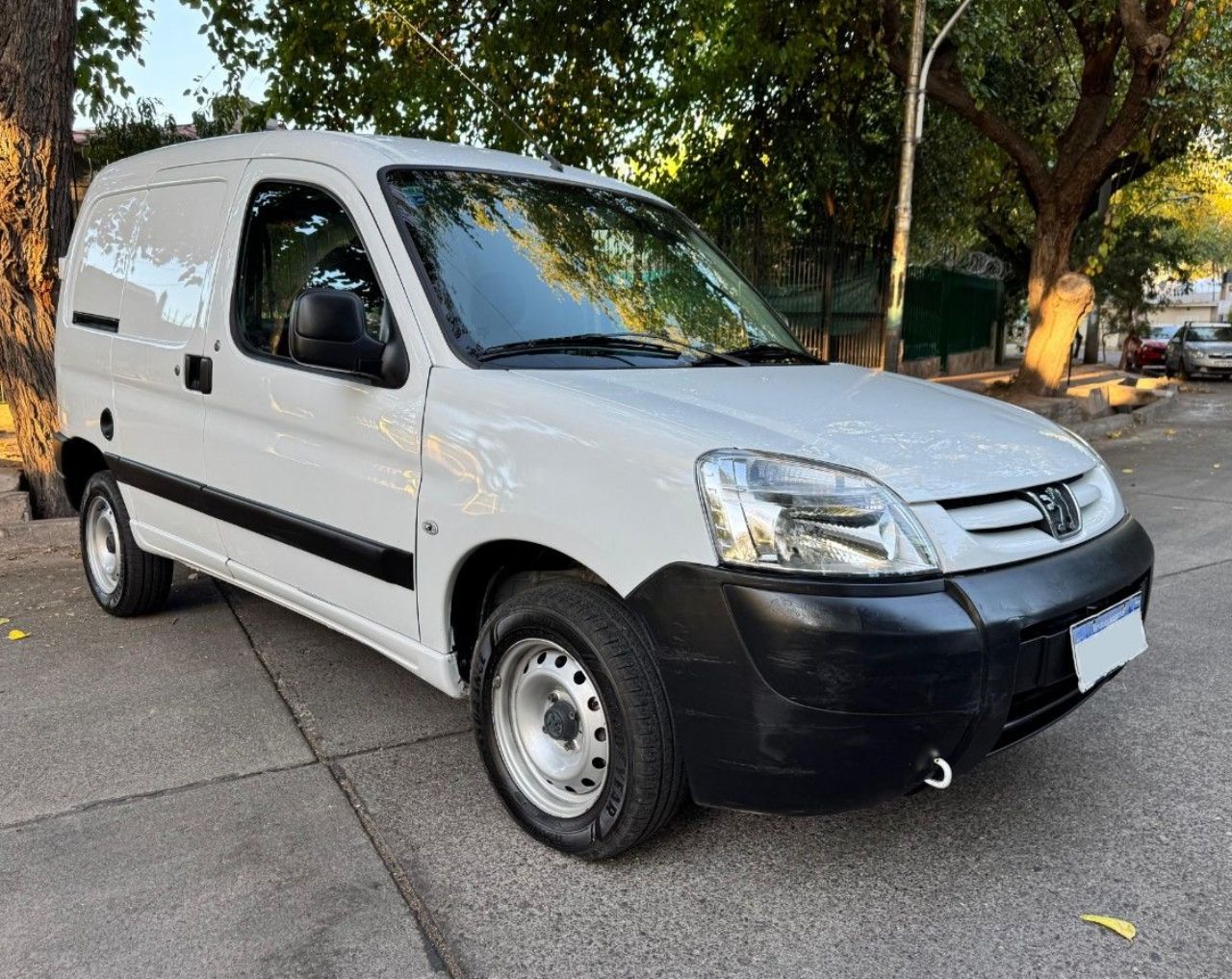 Peugeot Partner Usada en Mendoza, deRuedas