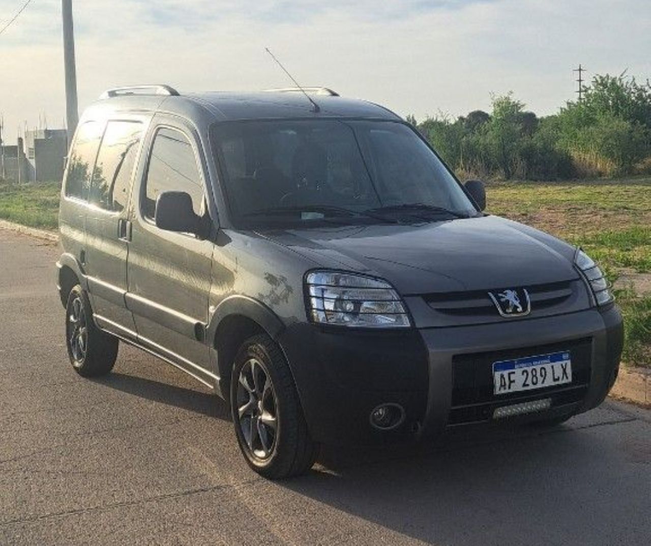 Peugeot Partner Usada en San Luis, deRuedas