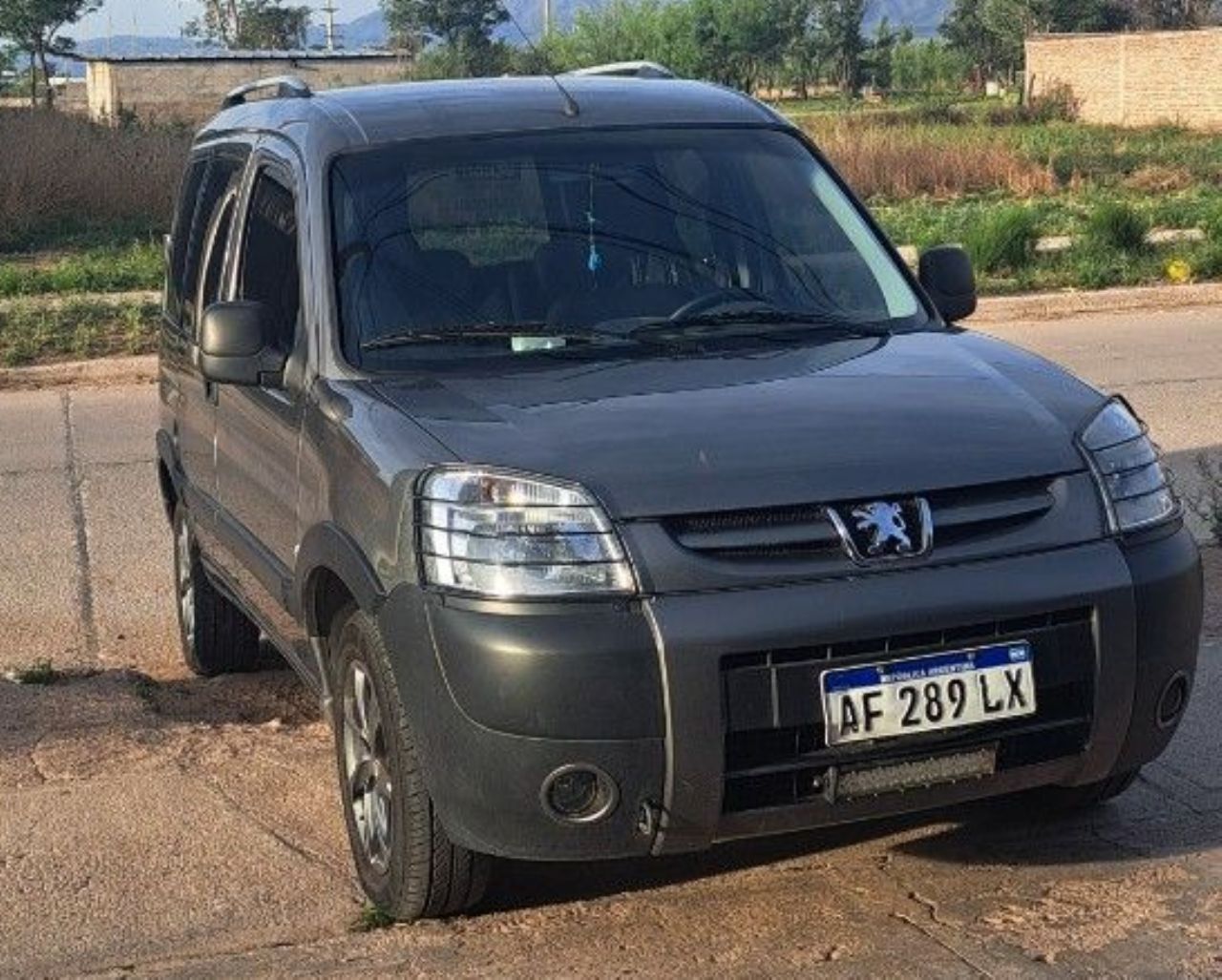 Peugeot Partner Usada en San Luis, deRuedas