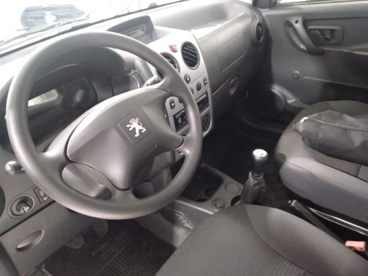 Peugeot Partner Nueva en San Juan, deRuedas