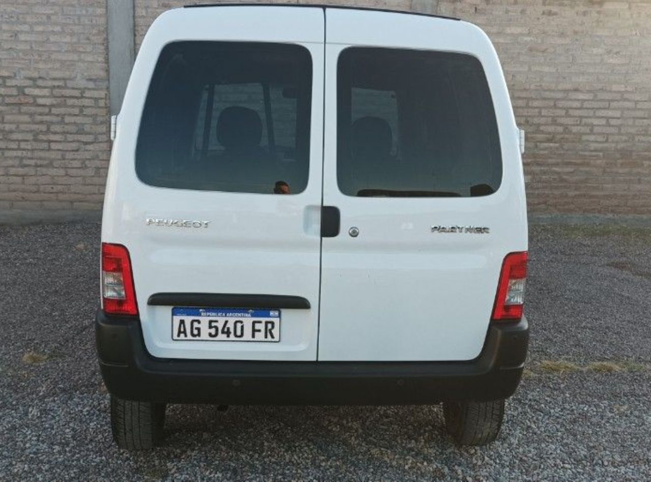 Peugeot Partner Usada en San Juan, deRuedas