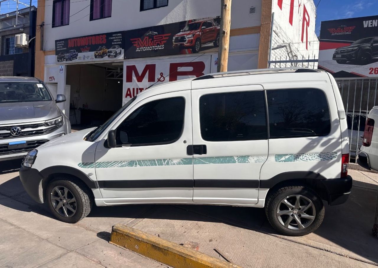 Peugeot Partner Usada Financiado en Mendoza, deRuedas