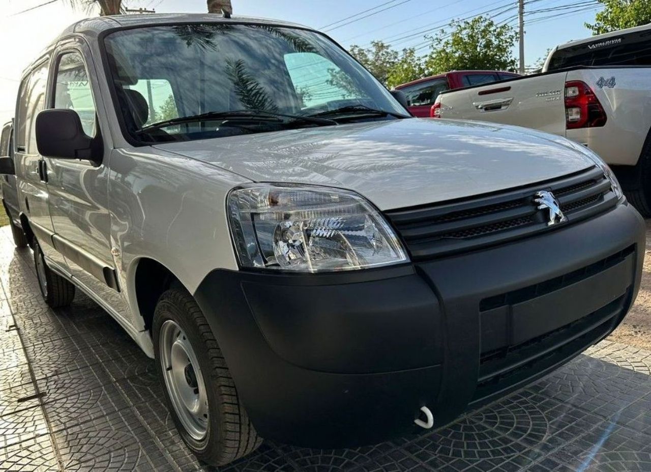 Peugeot Partner Nueva en San Juan, deRuedas