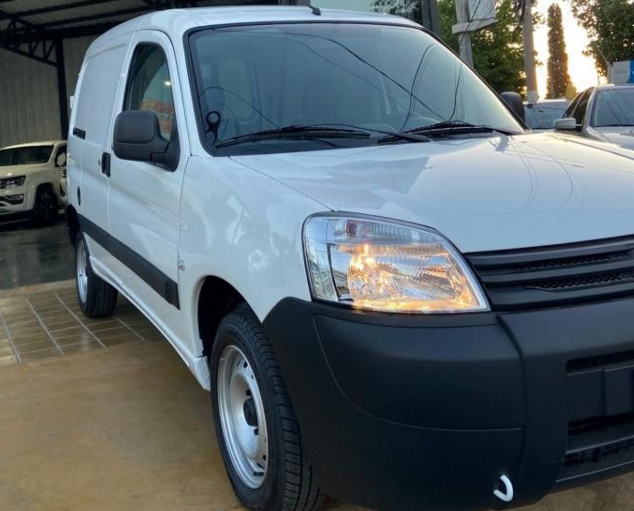 Peugeot Partner Nueva en San Juan, deRuedas