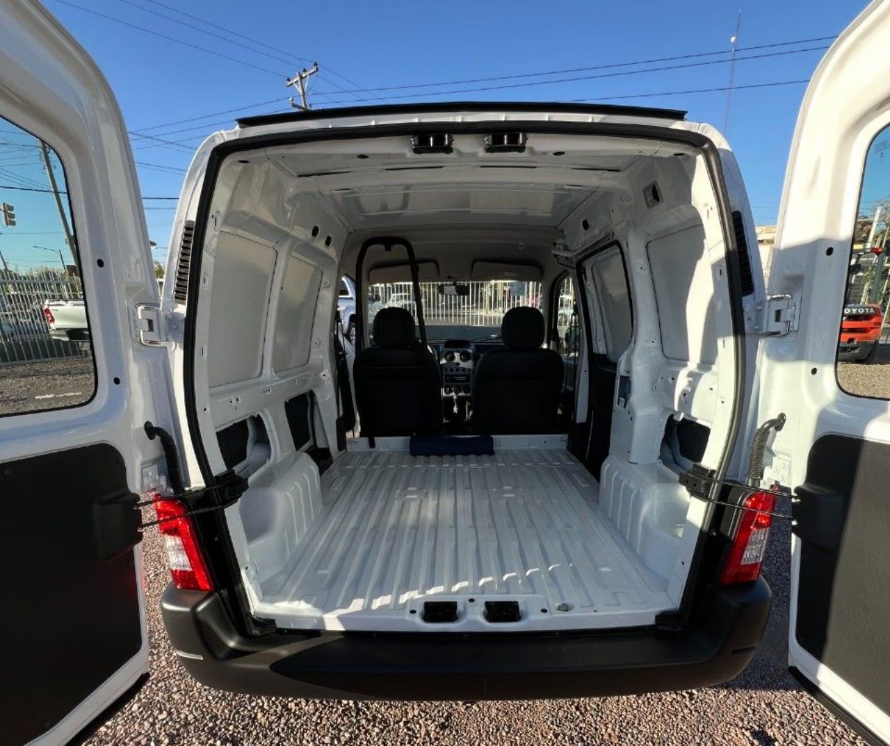 Peugeot Partner Nueva Financiado en Mendoza, deRuedas