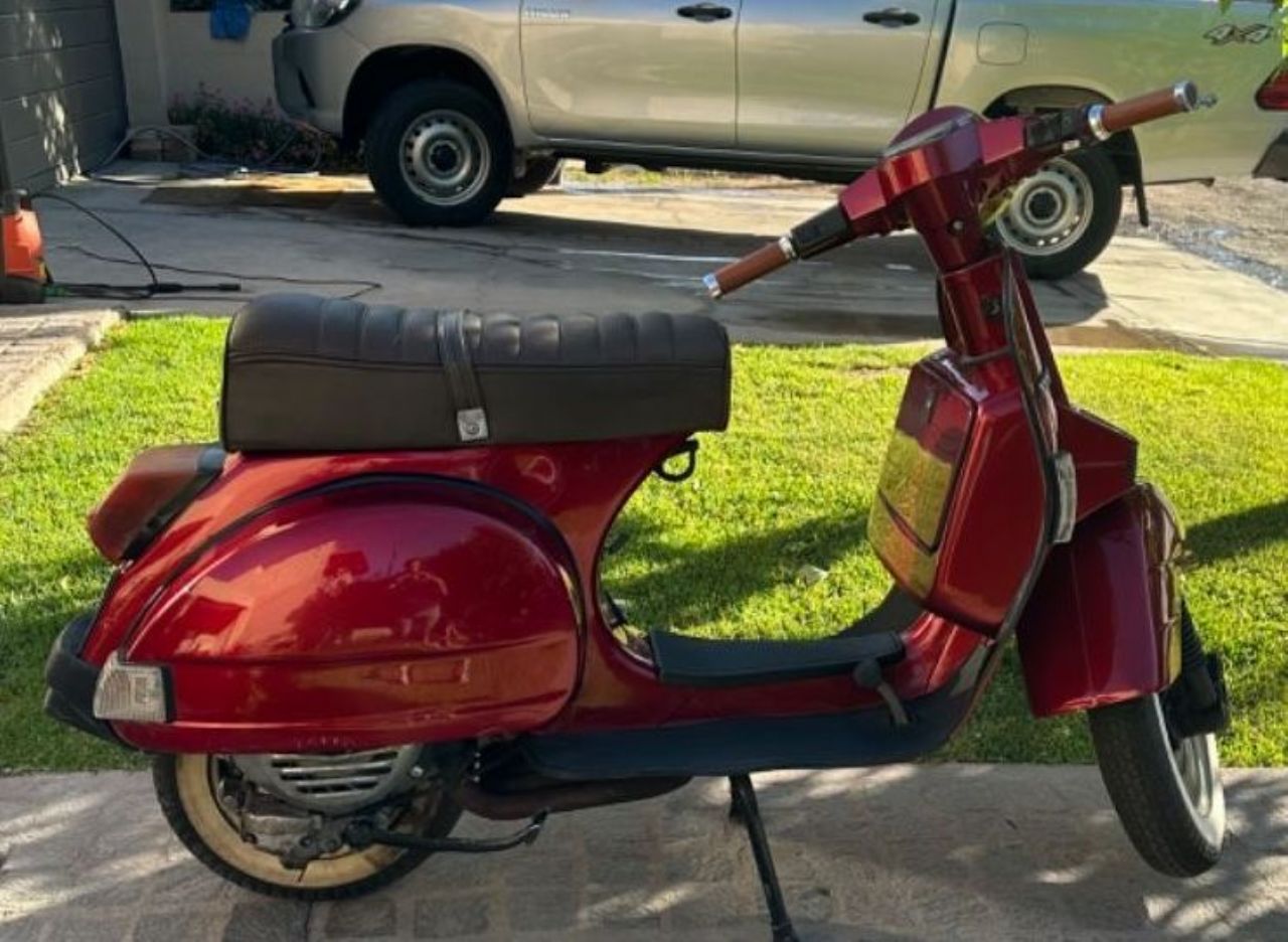 Piaggio Vespa Usada en Mendoza, deRuedas