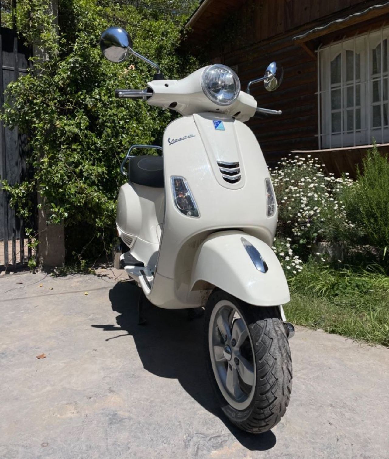 Piaggio Vespa Usada en Mendoza, deRuedas