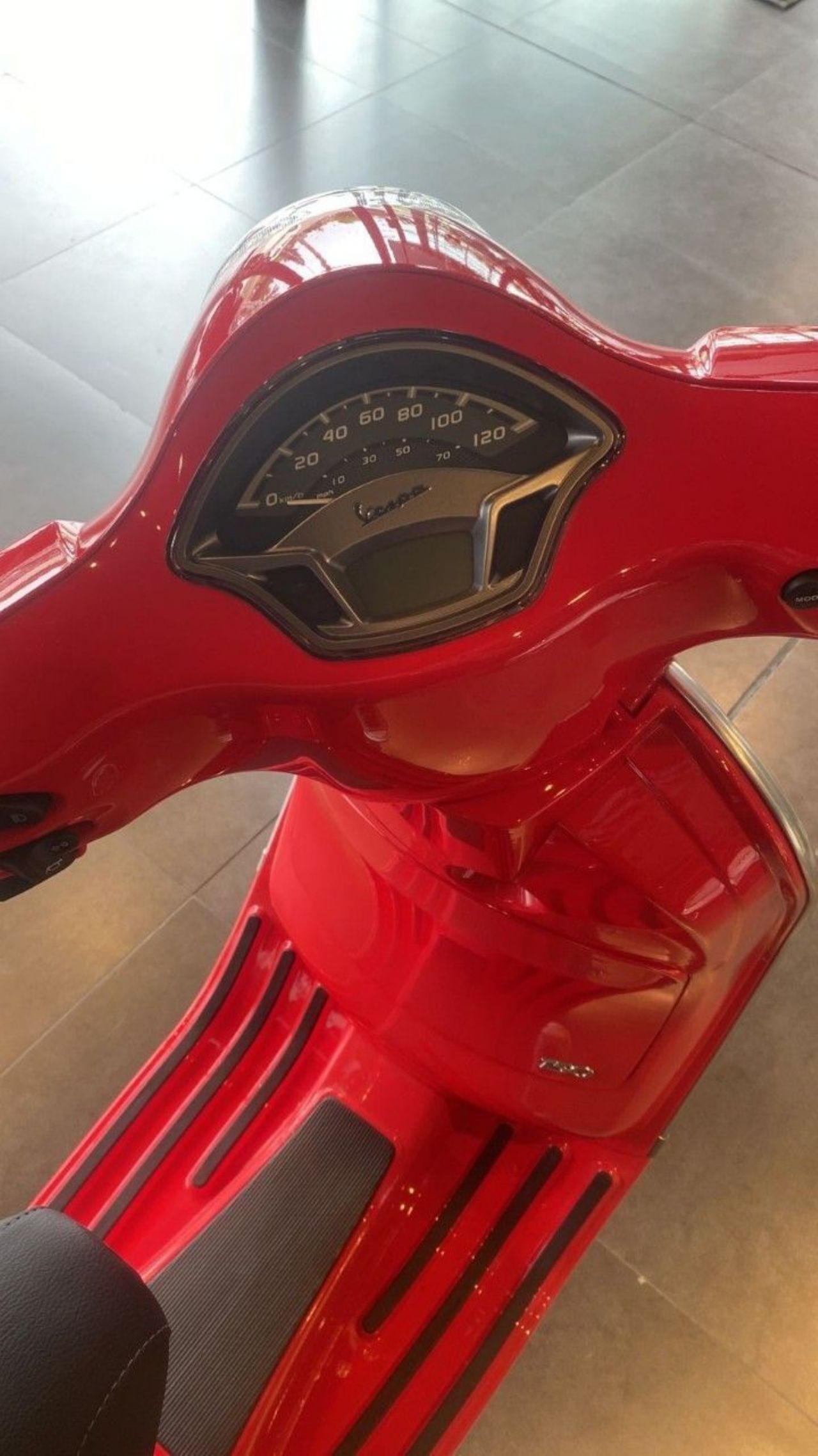 Piaggio Vespa Nueva en Mendoza, deRuedas